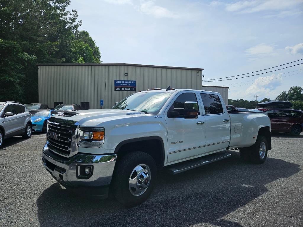 2017 GMC Sierra 4WD Crew Cab Standard Box SLT's photo