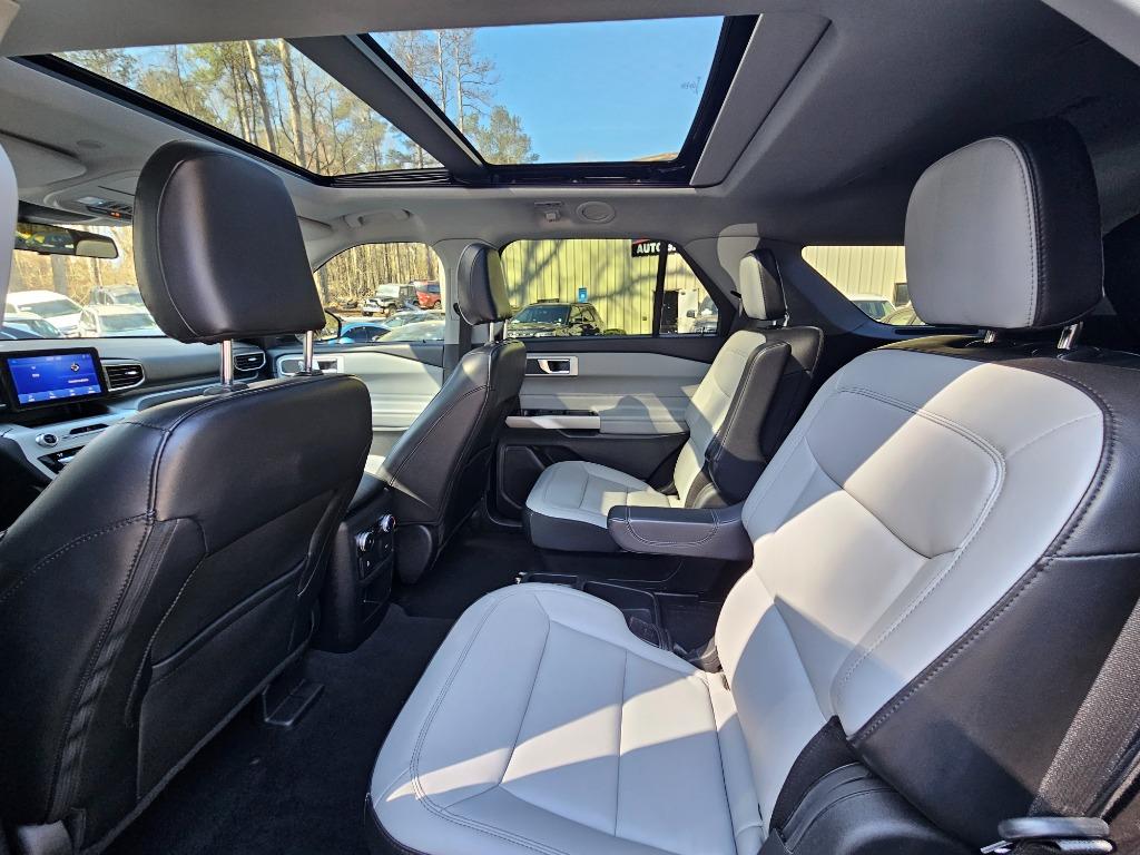 2021 Ford Explorer XLT - Photo 21