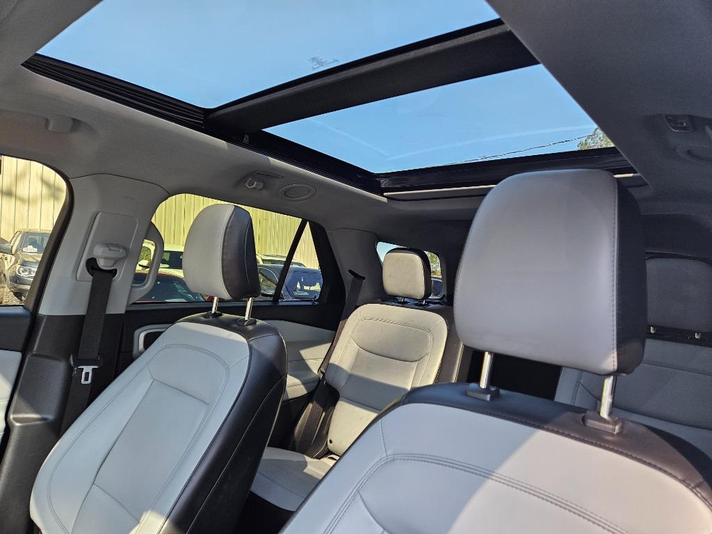 2021 Ford Explorer XLT - Photo 16