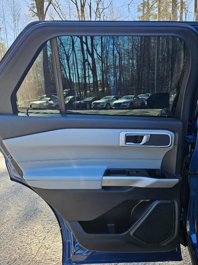 2021 Ford Explorer XLT - Photo 19