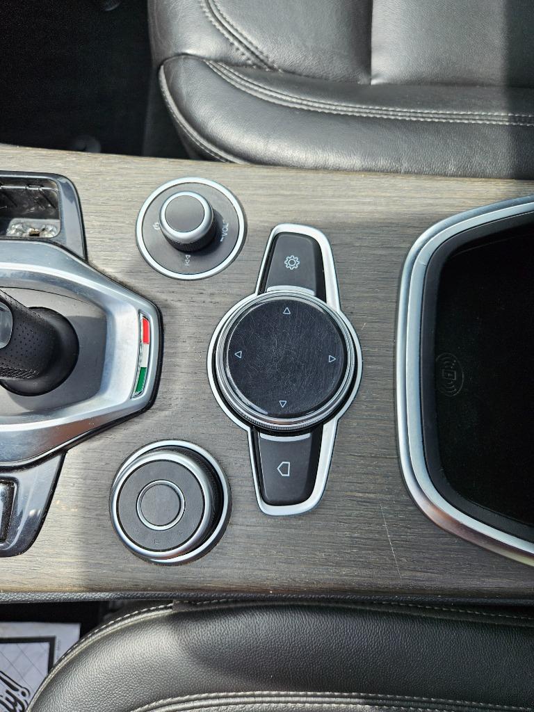 2022 Alfa Romeo Stelvio Ti - Photo 31