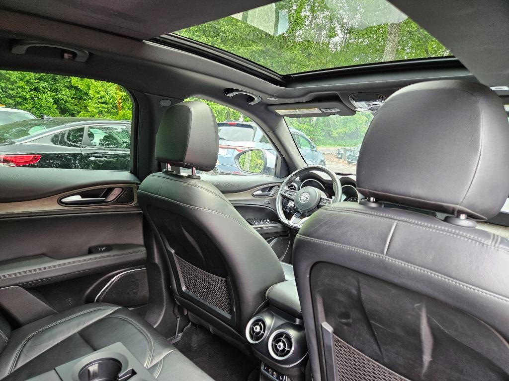 2022 Alfa Romeo Stelvio Ti - Photo 52