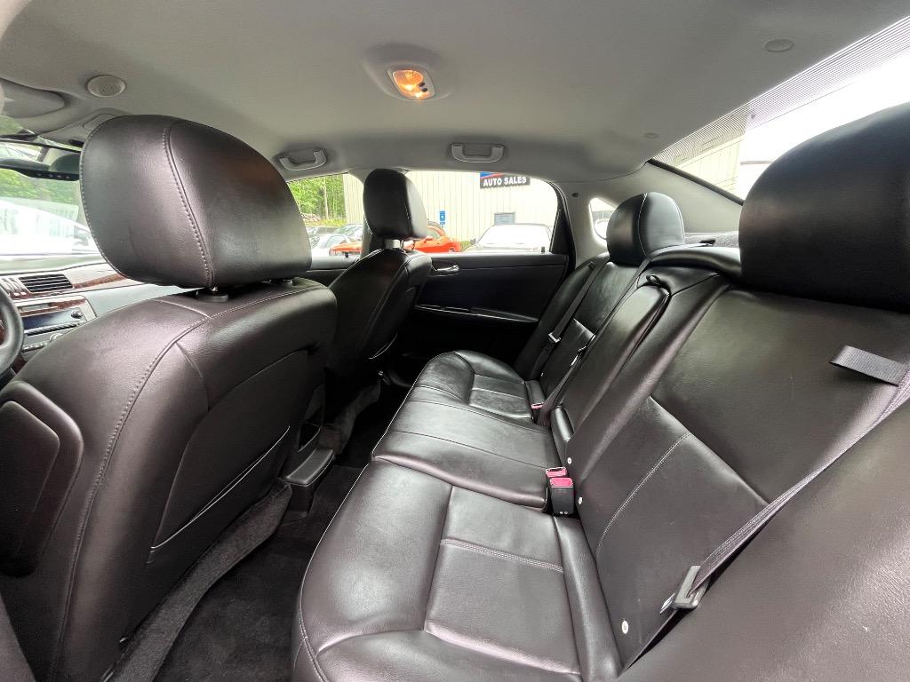 2016 Chevrolet Impala Limited 1LZ - Photo 23