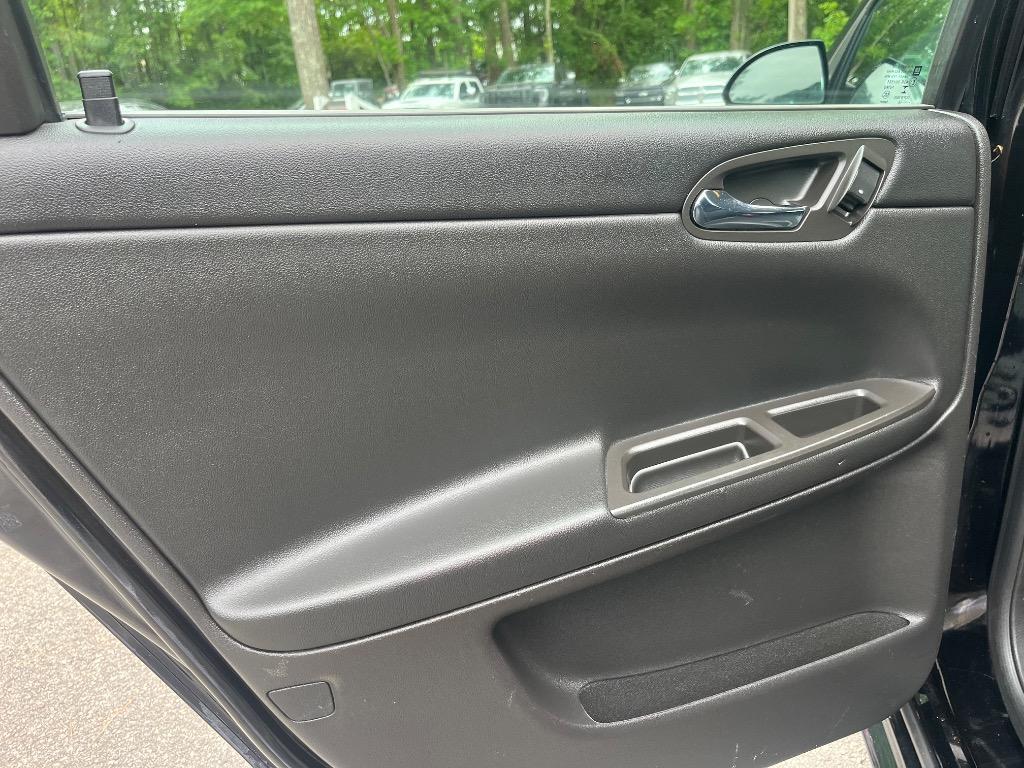 2016 Chevrolet Impala Limited 1LZ - Photo 21