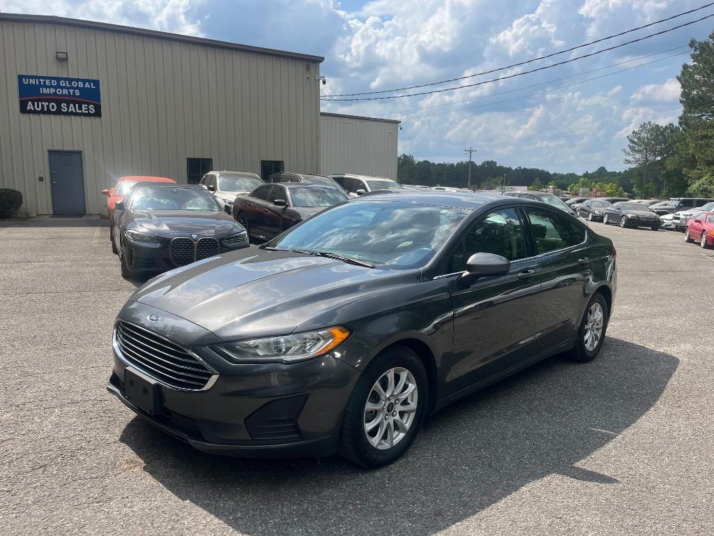 2017 Ford Fusion S FWD's photo